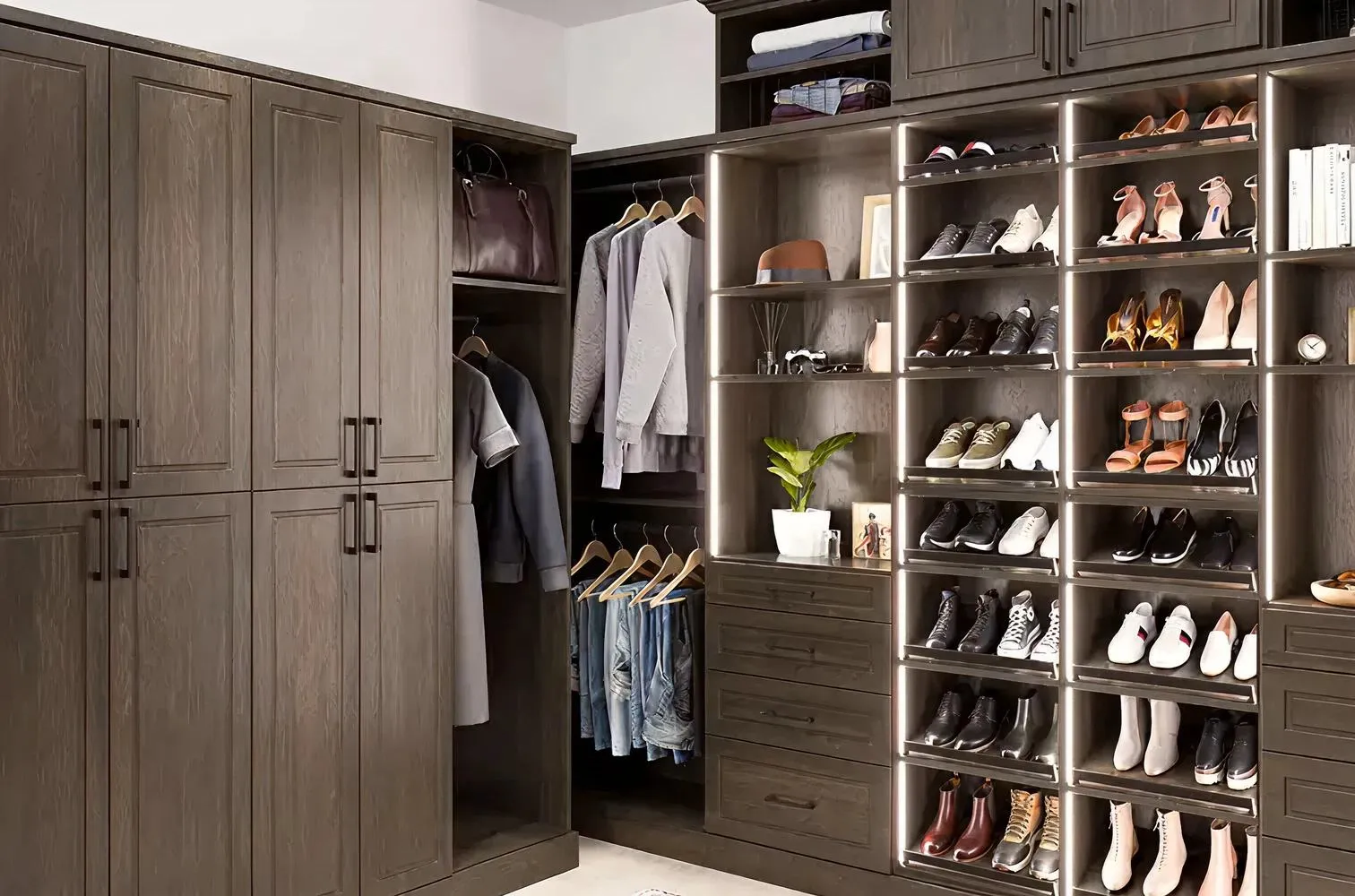 Custom Closets